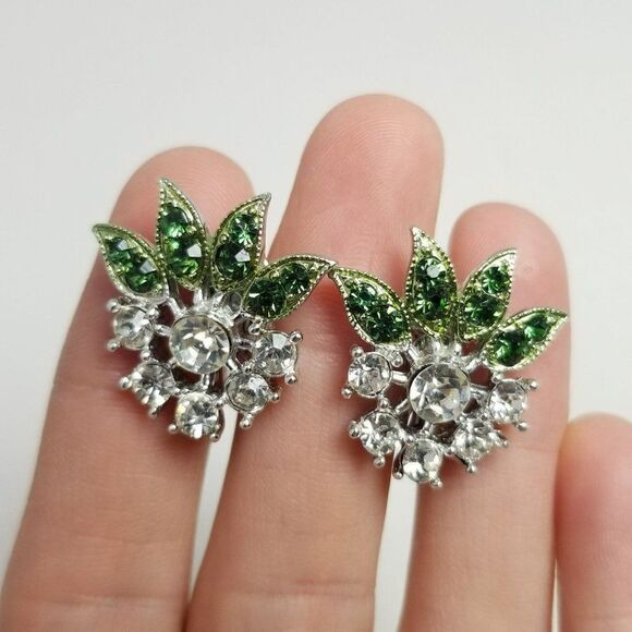 Vintage Brooch and Clip On Earring Set, Green and Silver Tone Rhinestone, 60s - Picture 7 of 8